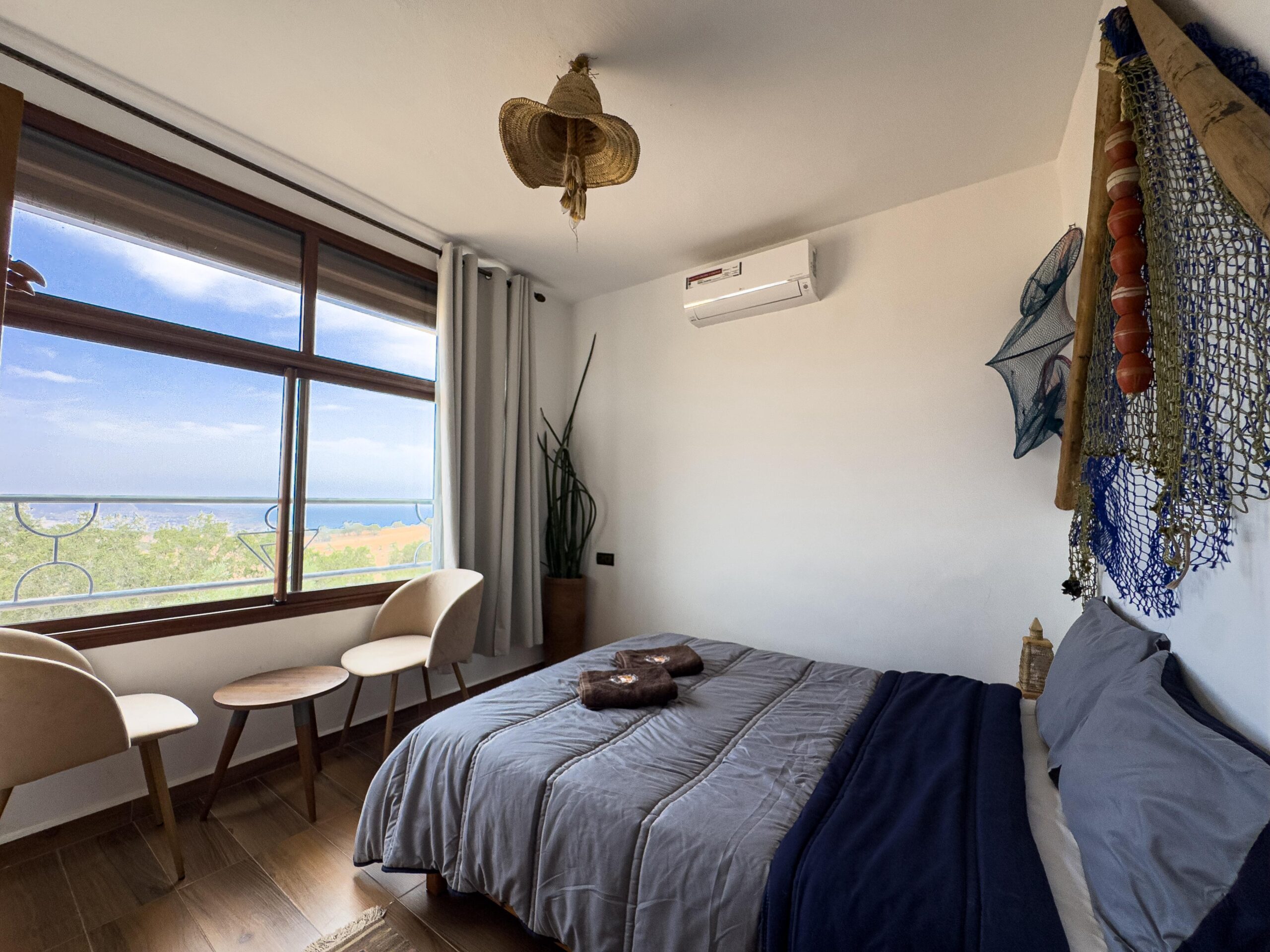 WhatsApp Image 2025-12-05 at 16.42.24